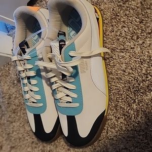 Men Puma shoes